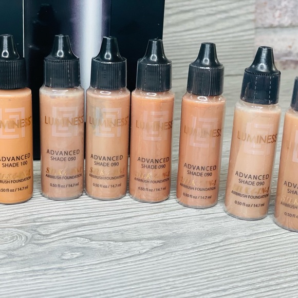 Luminess Breeze Black Portable Rechargeable Cordless Airbrush System with makeup - Picture 2 of 9